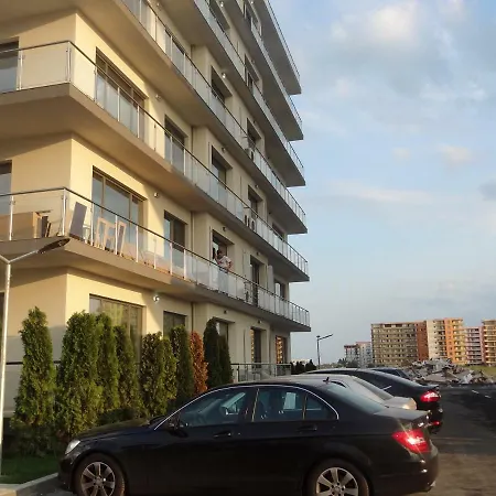 Emerald Desilva - Loft And Nuba Beach Mamaia