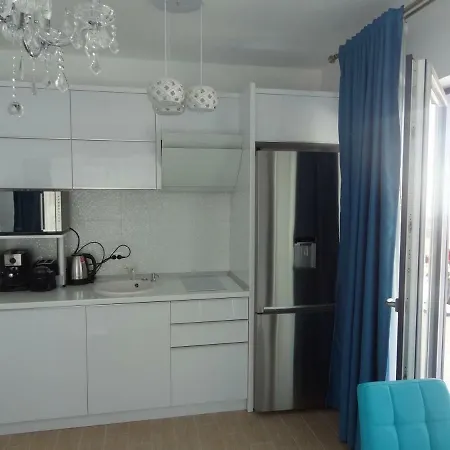 Emerald Desilva - Loft And Nuba Beach