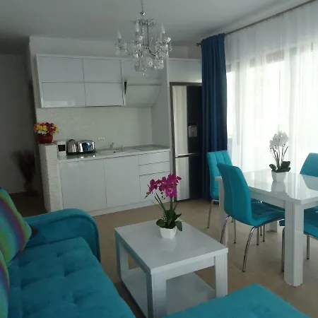Emerald Desilva - Loft And Nuba Beach